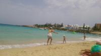 Пляж Кипра и мои девочки